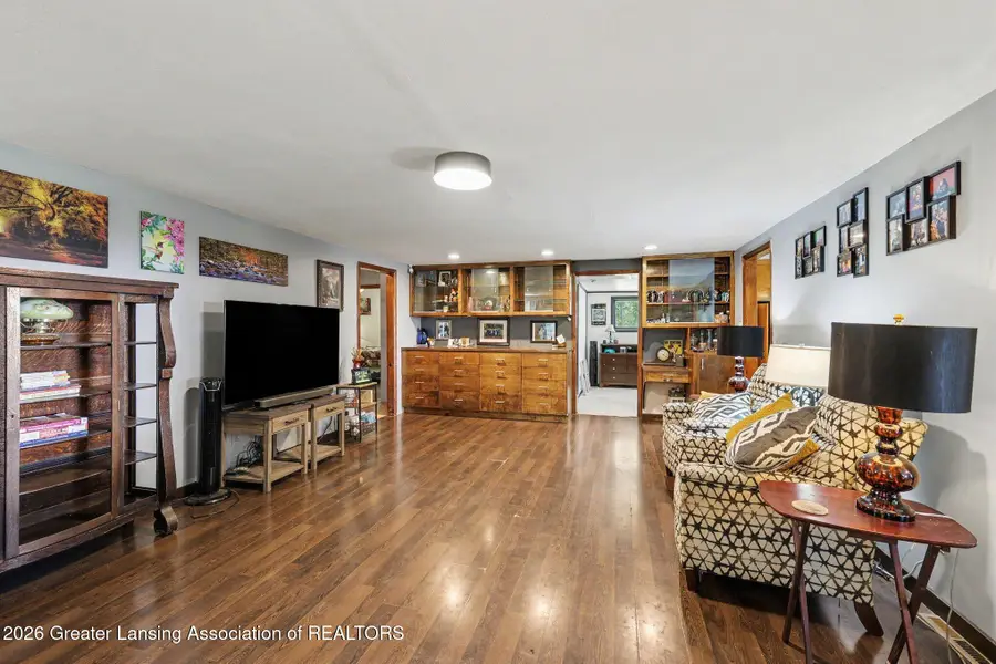 103 S Washington Street, Perry, MI 48872 - #3