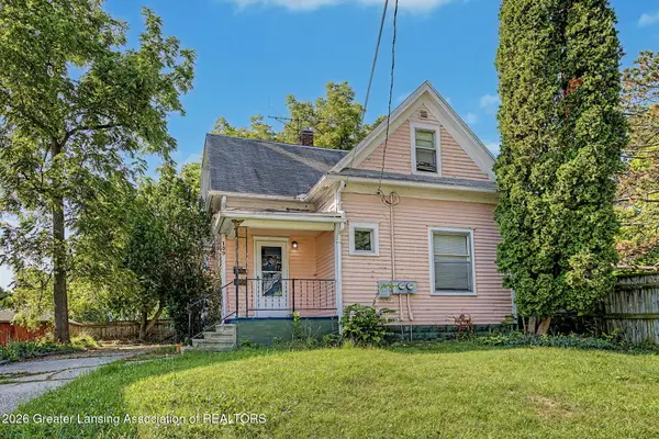 139 Woodlawn Avenue, Lansing, MI 48910