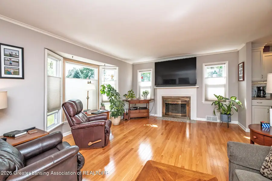 2420 Devonshire Avenue, Lansing, MI 48910 - #3