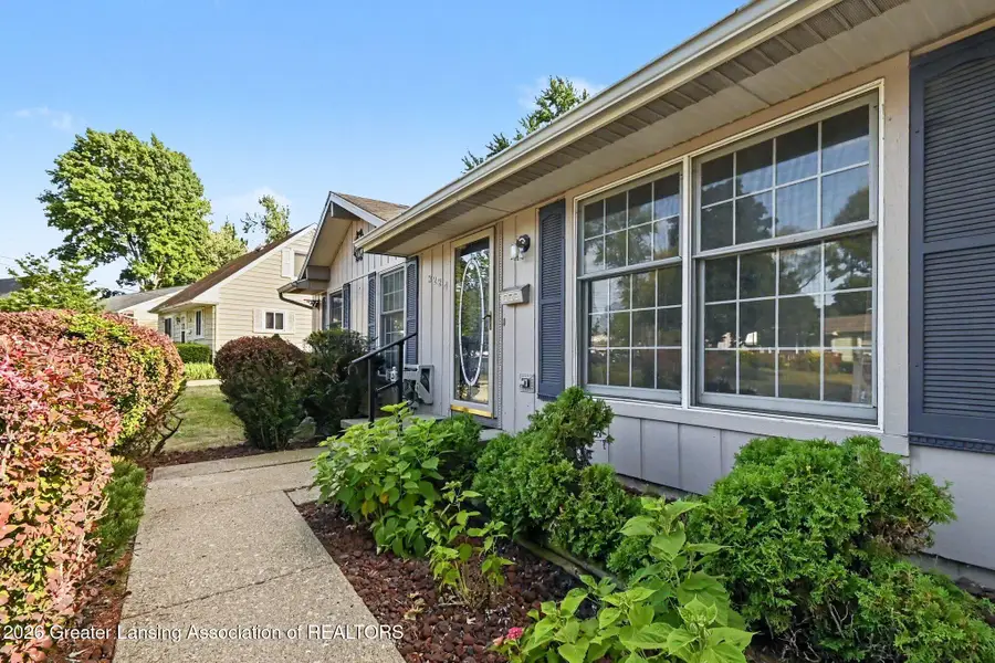 3224 Continental Drive, Lansing, MI 48911 - #3
