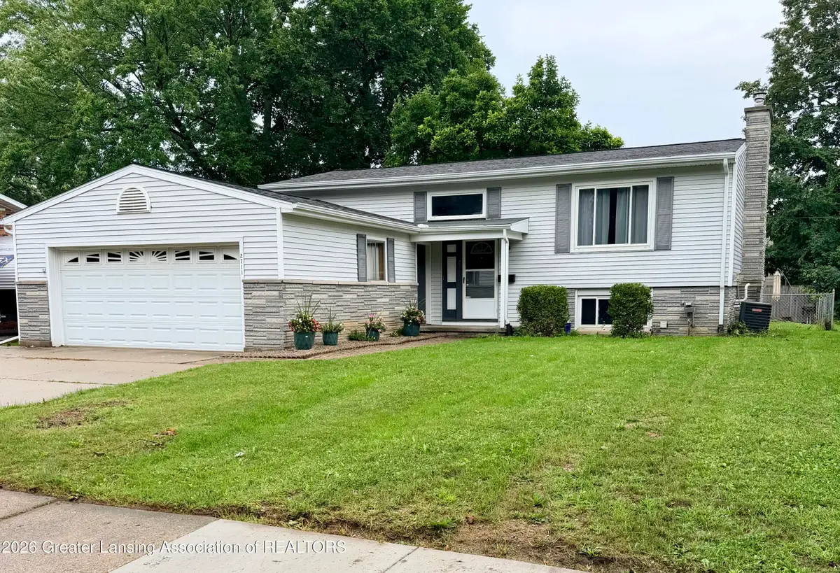 2711 W Mount Hope Avenue, Lansing, MI 48911 - #1