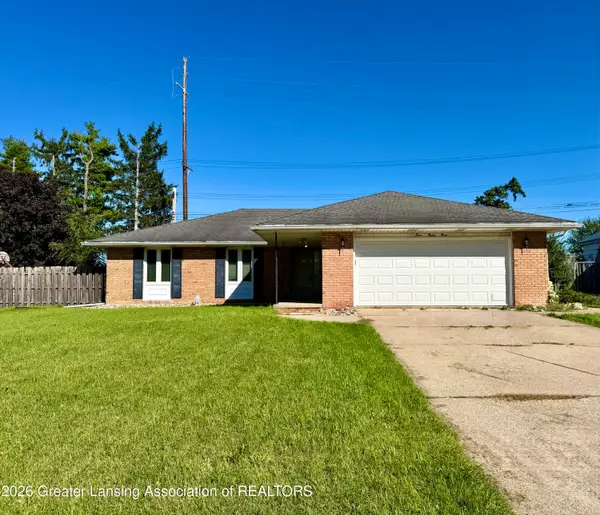 433 Chanticleer Trail, Lansing, MI 48917