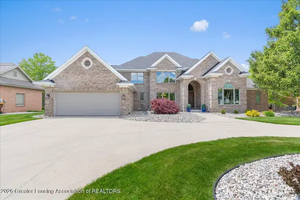 410 W Spring Meadows Lane, DeWitt, MI 48820