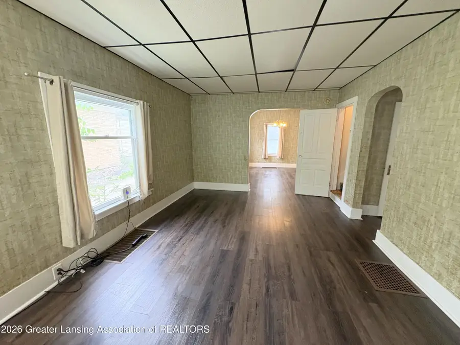 725 N Cochran Avenue, Charlotte, MI 48813 - #3