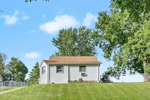 735 Looking Glass Avenue, Portland, MI 48875