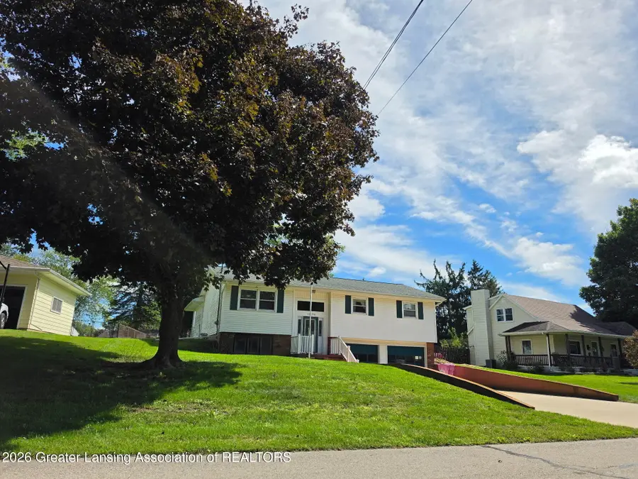 11134 Stoney Brook Drive, Grand Ledge, MI 48837 - #2