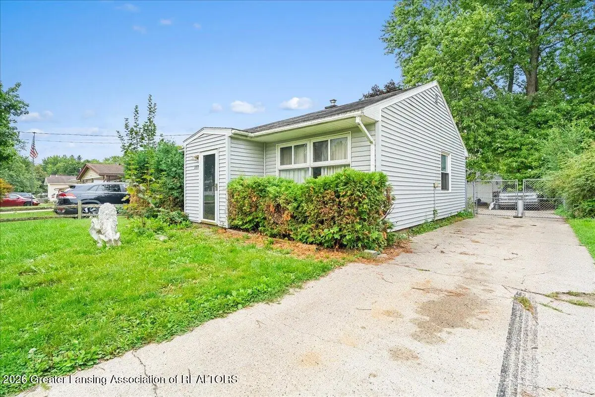 2219 Meadowlawn Drive, Holt, MI 48842 - #1