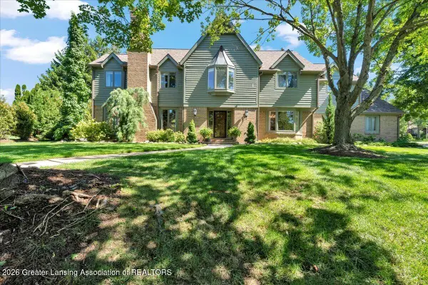 1352 Foxcroft Road, East Lansing, MI 48823