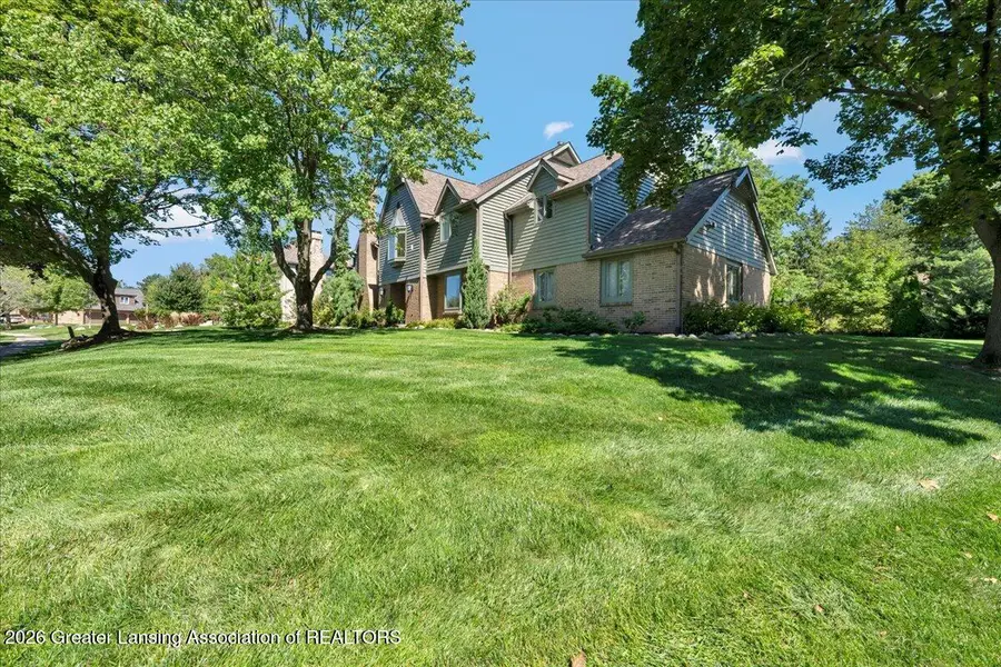 1352 Foxcroft Road, East Lansing, MI 48823 - #3