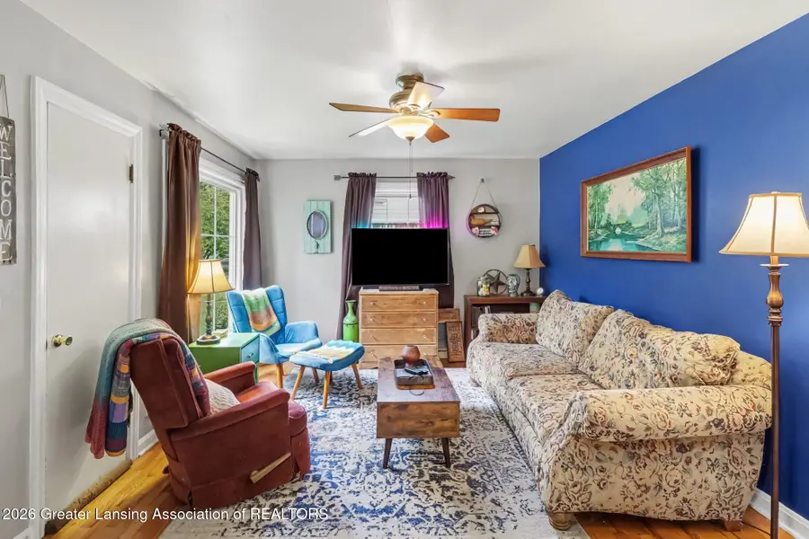 917 Hamilton Avenue, Lansing, MI 48910 - #3
