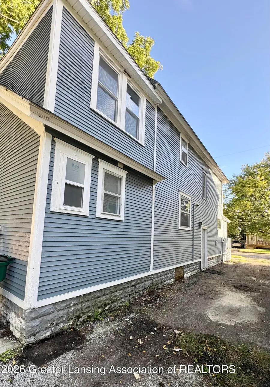 1232 W Michigan Avenue, Lansing, MI 48915 - #3
