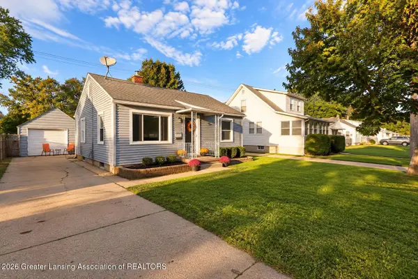 737 E Cavanaugh Road, Lansing, MI 48910
