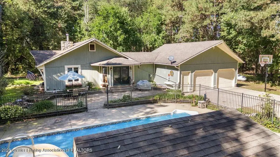 4211 S Lyons Road, Lyons, MI 48851 - #2
