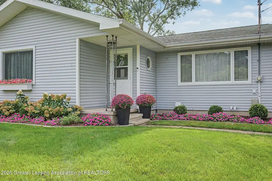 4045 S Pine Dell Drive, Lansing, MI 48911 - #2