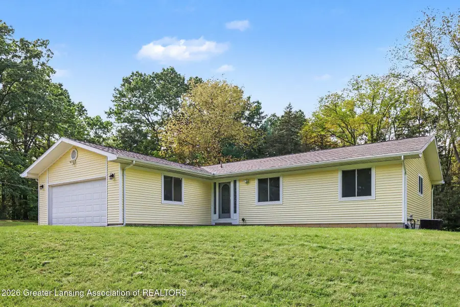 5816 W Britton Road, Perry, MI 48872 - #2