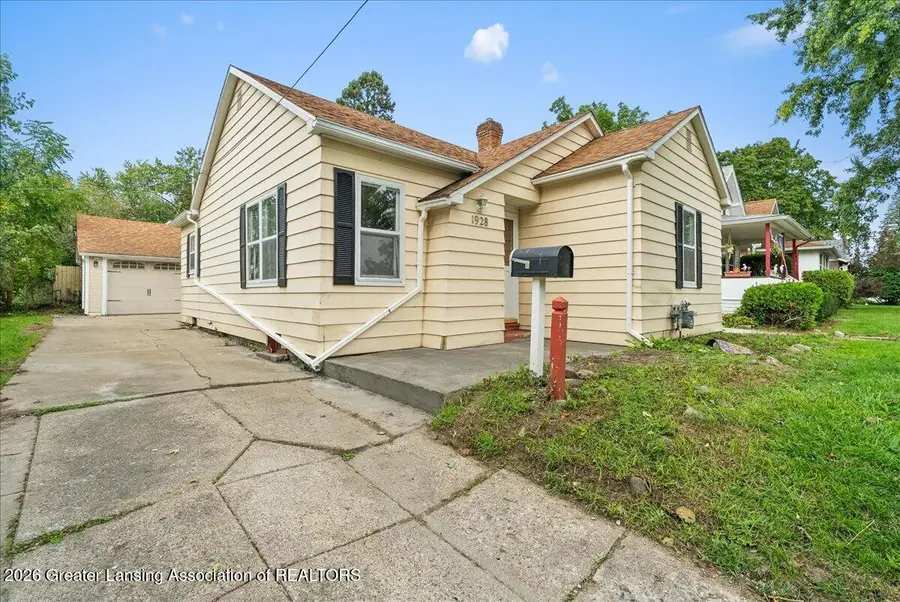 1928 Sunnyside Avenue, Lansing, MI 48910 - #2