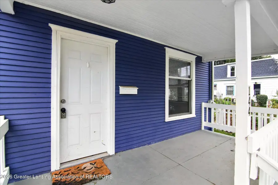 144 E Barnes Avenue, Lansing, MI 48910 - #3
