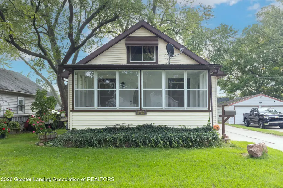 3721 Glenwood Avenue, Lansing, MI 48910 - #3