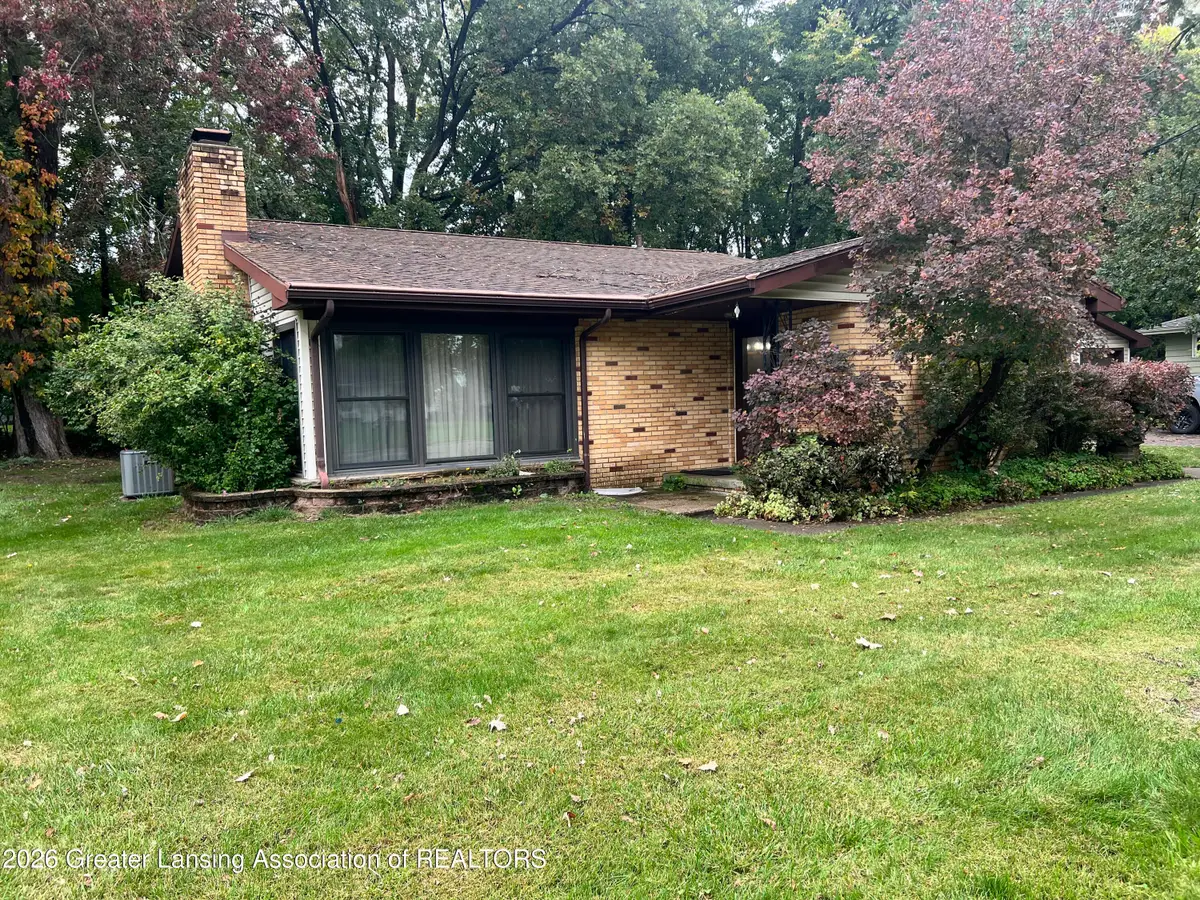 4902 Tressa Drive, Lansing, MI 48910 - #1