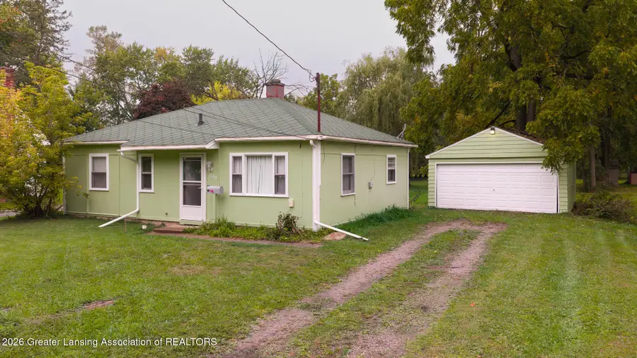 2104 Mary Avenue, Lansing, MI 48910 - #2