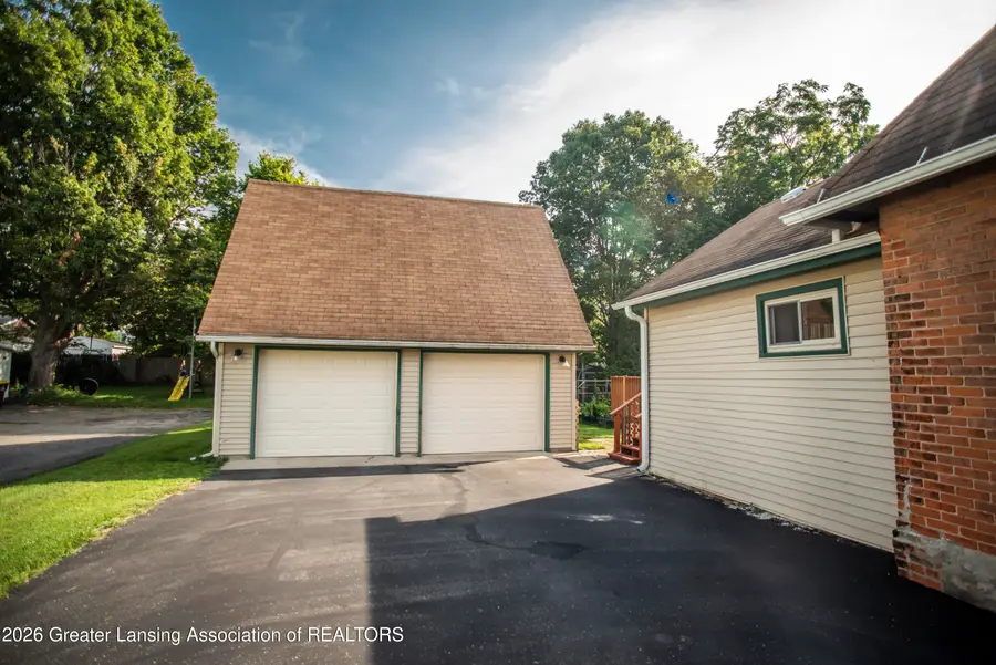 131 E Washington Street, Dimondale, MI 48821 - #3