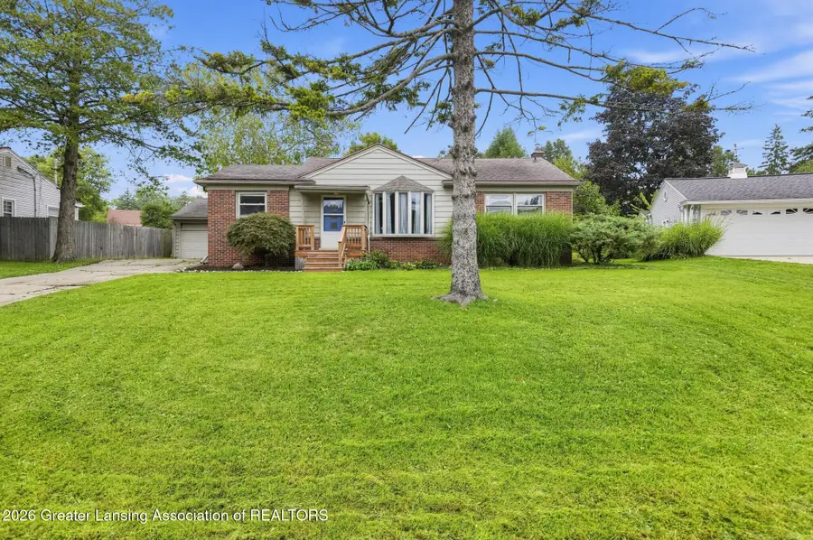 2224 Pembroke Road, Lansing, MI 48906 - #2