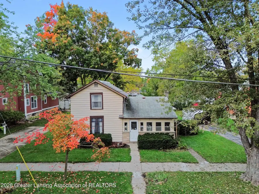 103 N Lansing Street, Saint Johns, MI 48879 - #3