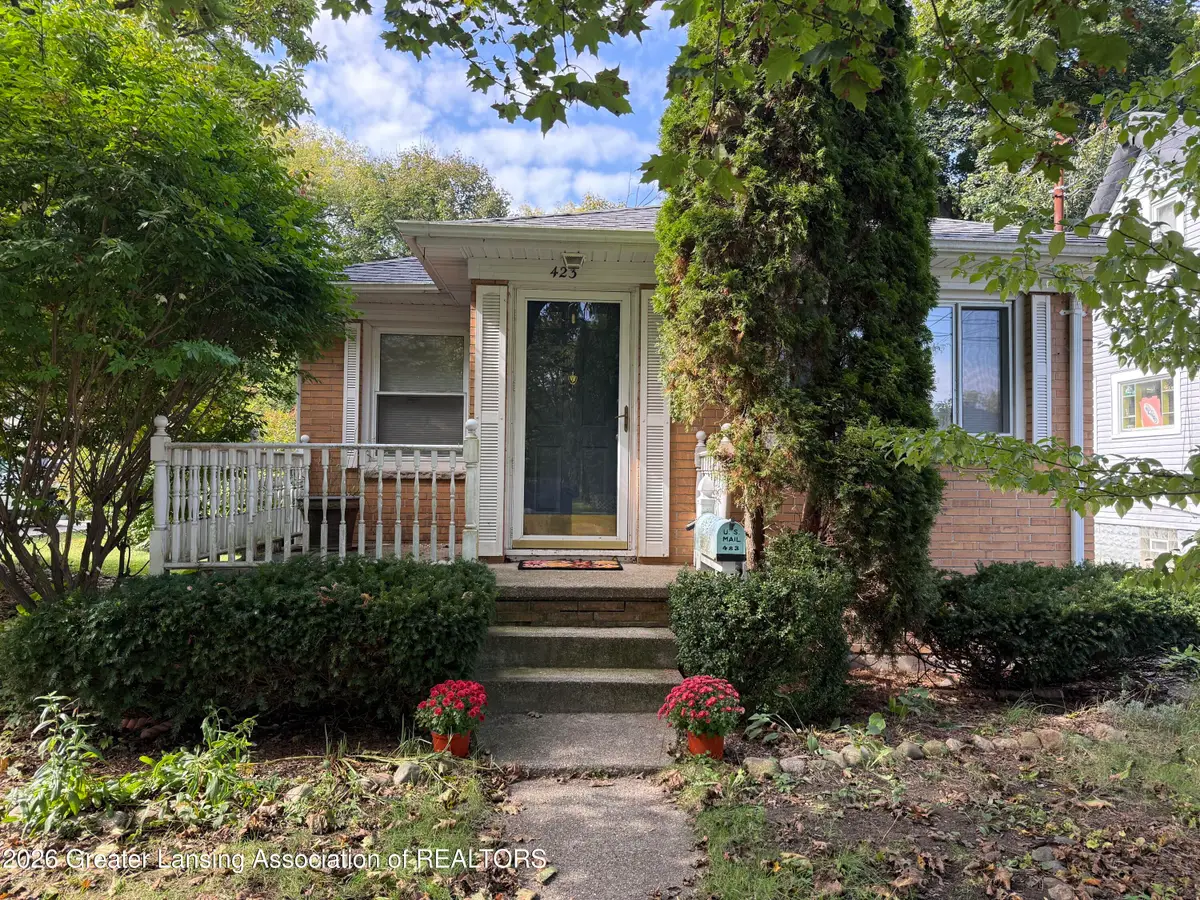 423 N Foster Avenue, Lansing, MI 48912 - #1