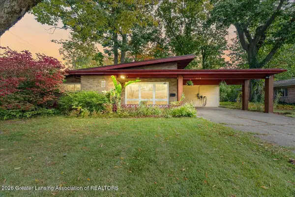 1224 Downer Avenue, Lansing, MI 48912
