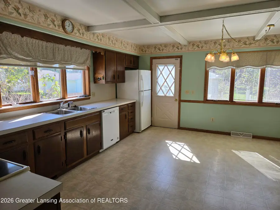 11041 W Kent Street, Fowler, MI 48835 - #3