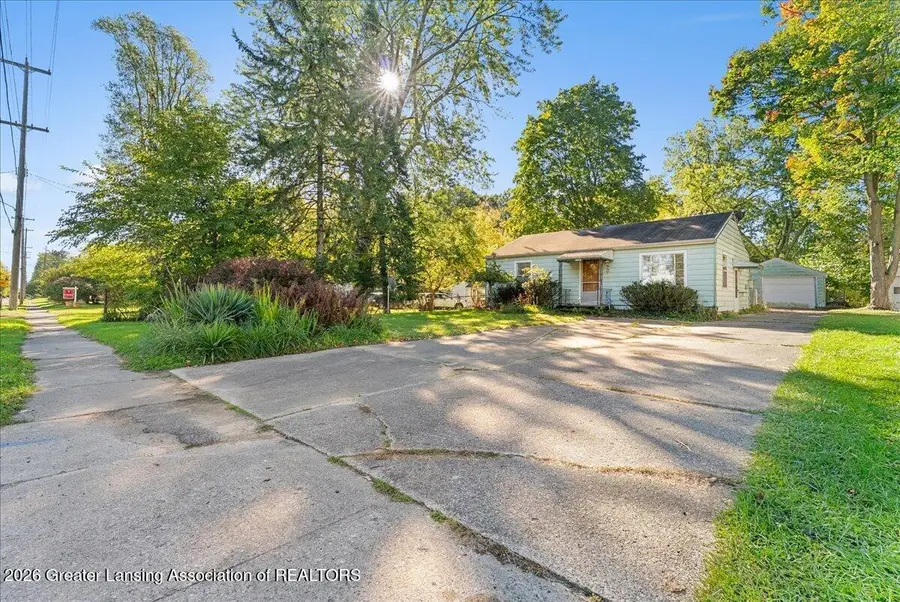 1617 Hillcrest Street, Lansing, MI 48910 - #2