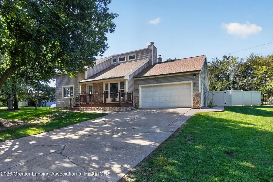 6606 S Forest Hill Road, Saint Johns, MI 48879 - #2