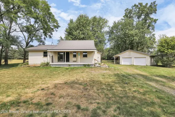 1189 E Maple Rapids Road, St. Johns, MI 48879