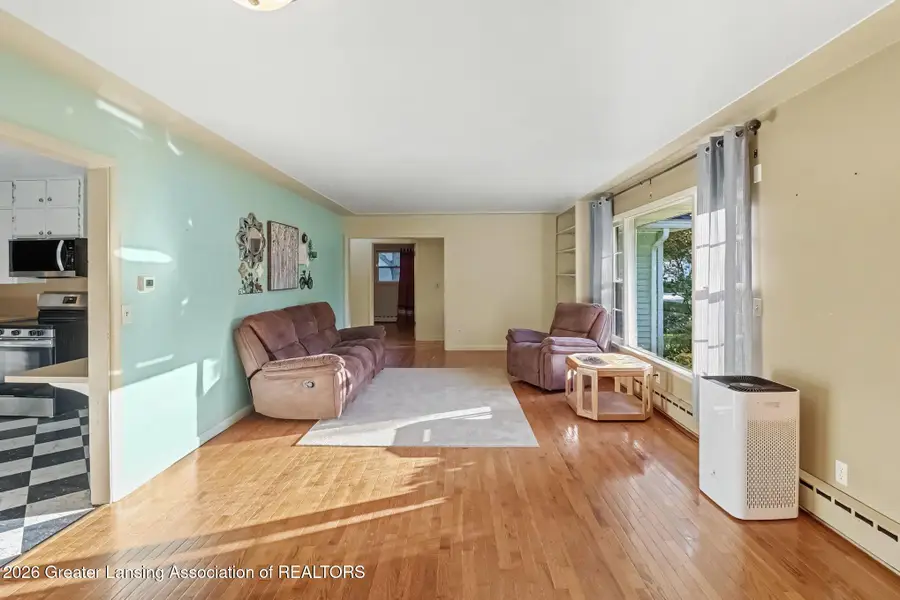 204 N Traver Street, Saint Johns, MI 48879 - #2