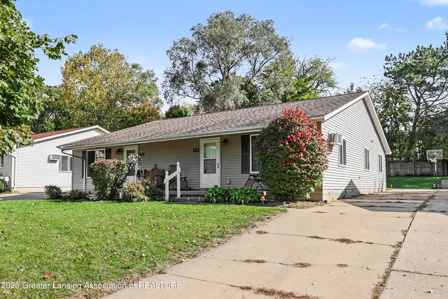 310 N Scott Street, Dewitt, MI 48820 - #3