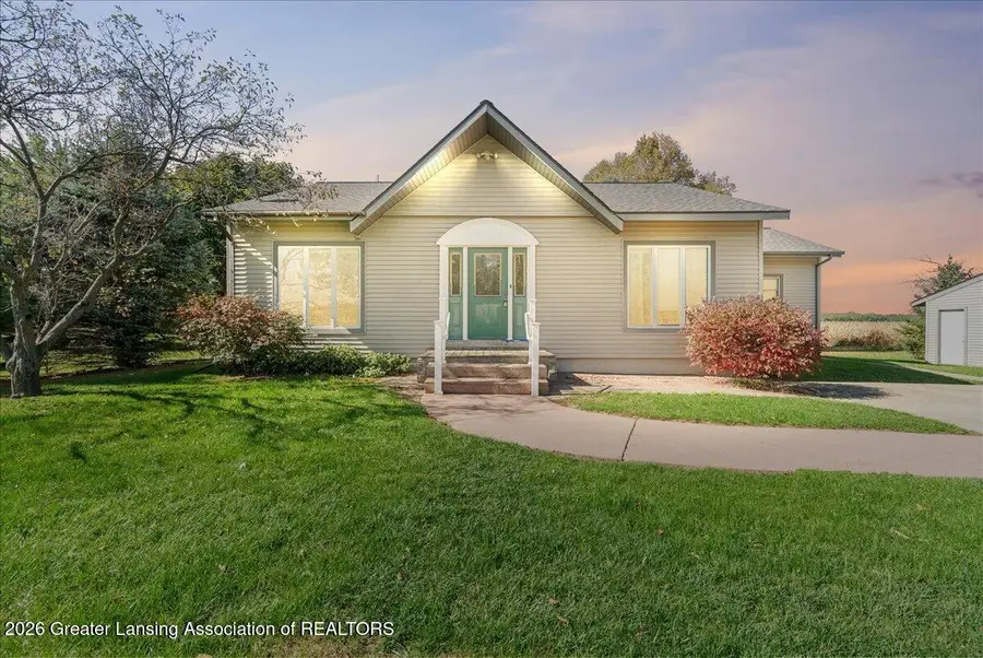 5392 S Old U.s. 27, Saint Johns, MI 48879 - #2