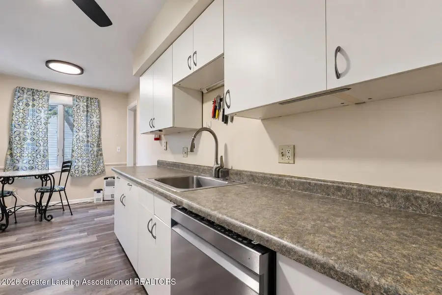 1444 Roxburgh Avenue, East Lansing, MI 48823 - #3