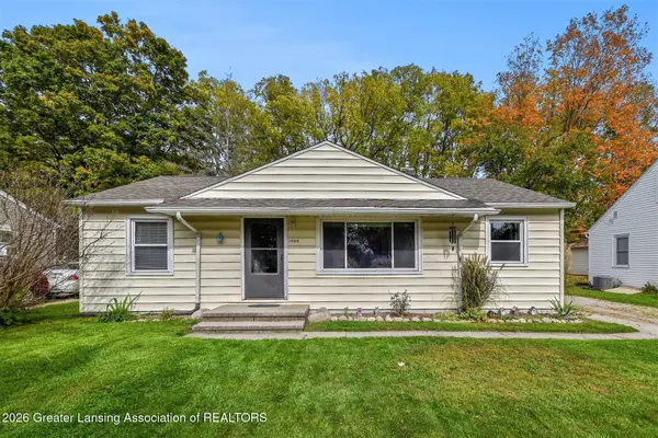 1002 Mel Avenue, Lansing, MI 48911