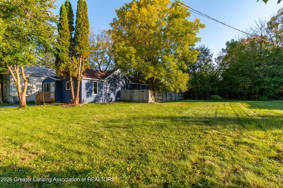 642 Samantha Avenue, Lansing, MI 48910 - #3