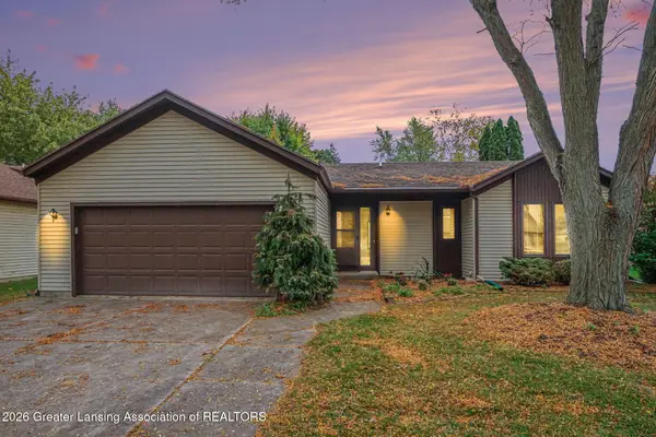 2620 Gatsby Court, Lansing, MI 48906