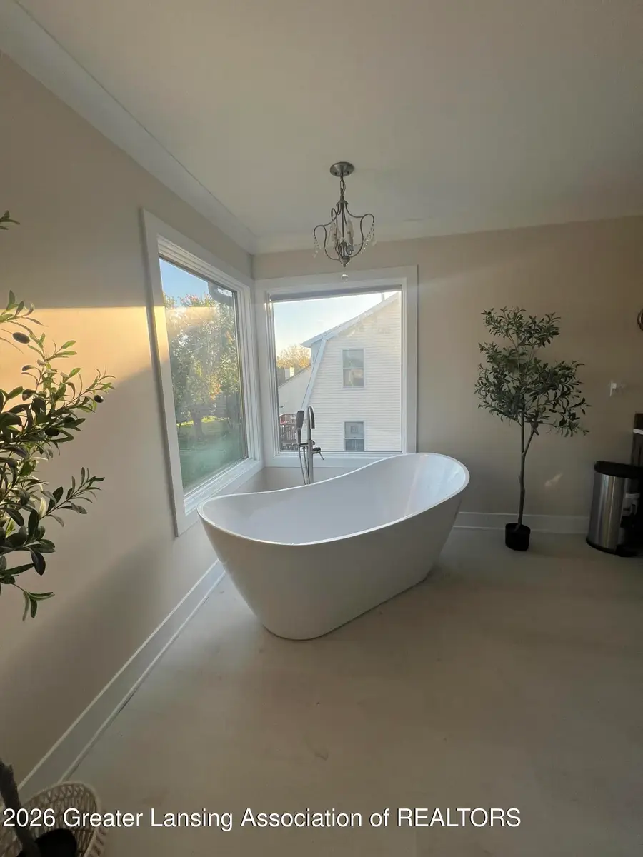 956 Chads Way, Charlotte, MI 48813 - #2