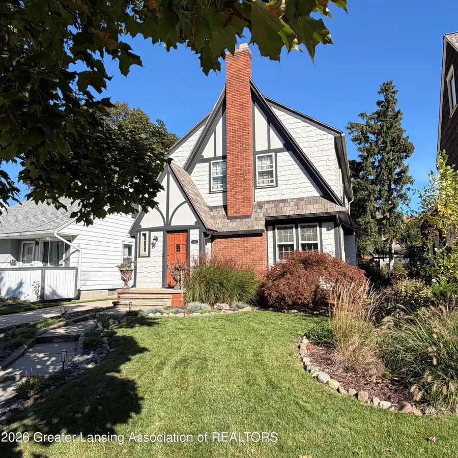 1314 W Shiawassee Street, Lansing, MI 48915 - #2