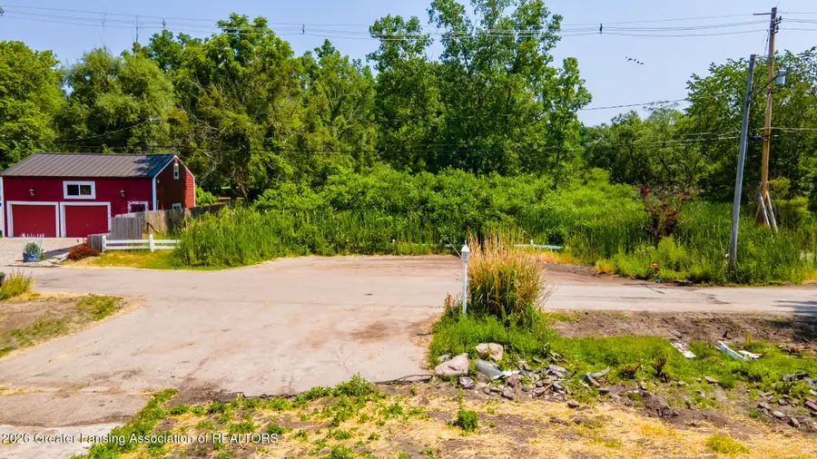 6403 E Reynolds Road, Haslett, MI 48840 - #2