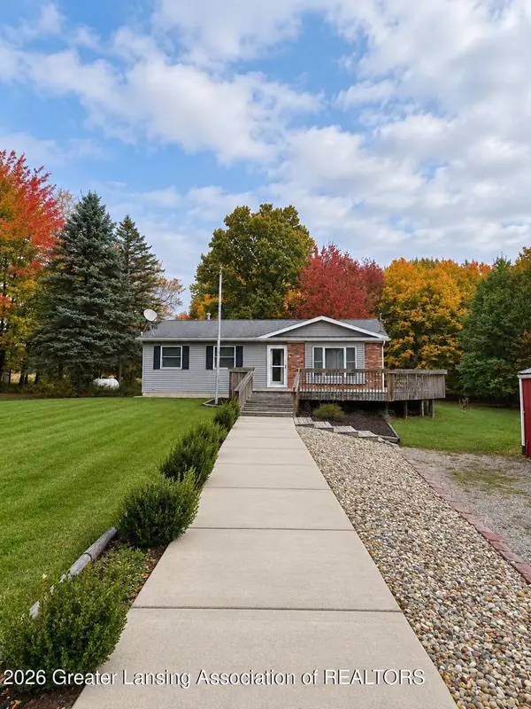2455 S Perkey Road, Charlotte, MI 48813