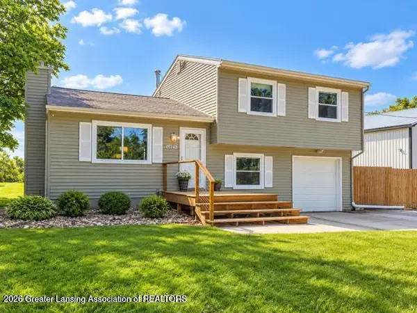 6045 W Plains Road, Eaton Rapids, MI 48827