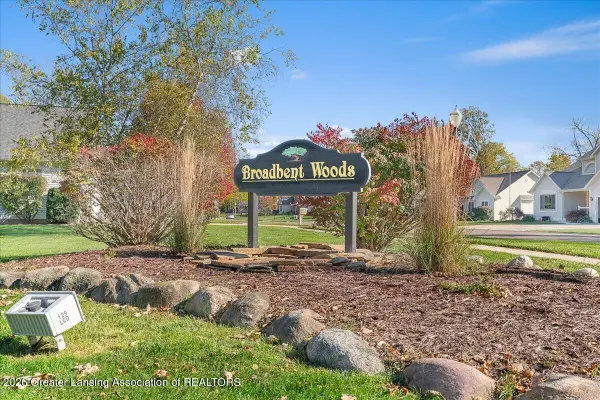 1218 Sweetgrass Drive, Lansing, MI 48917