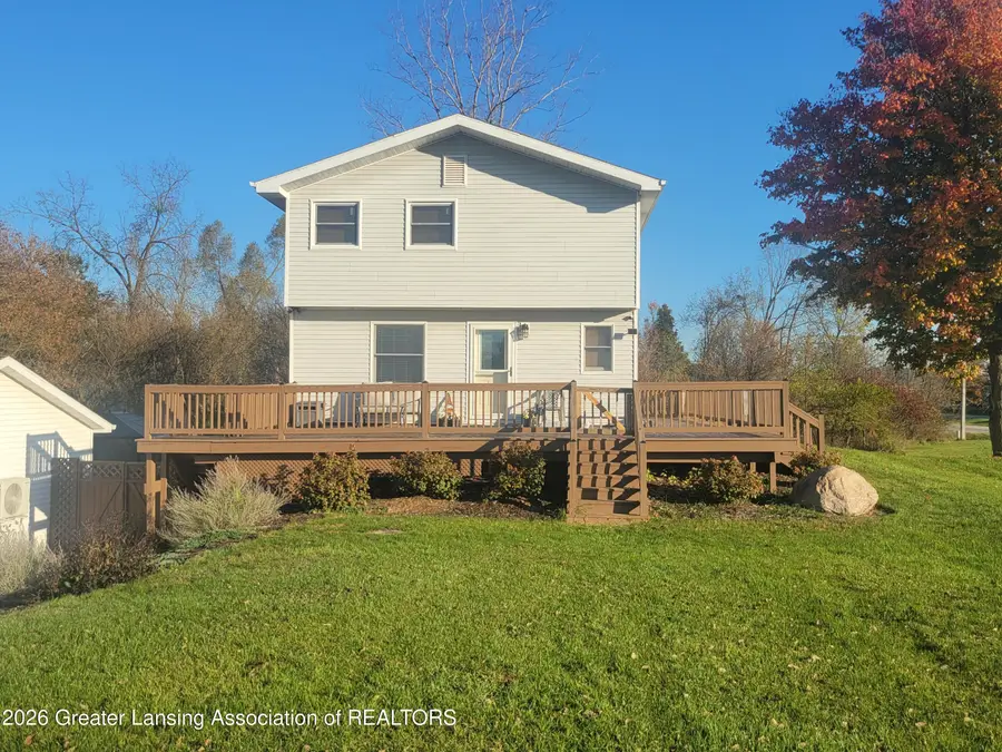 582 S Michigan Road, Eaton Rapids, MI 48827 - #2