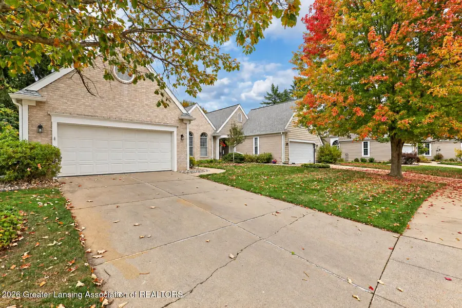 1910 Creek Landing #66, Haslett, MI 48840 - #2