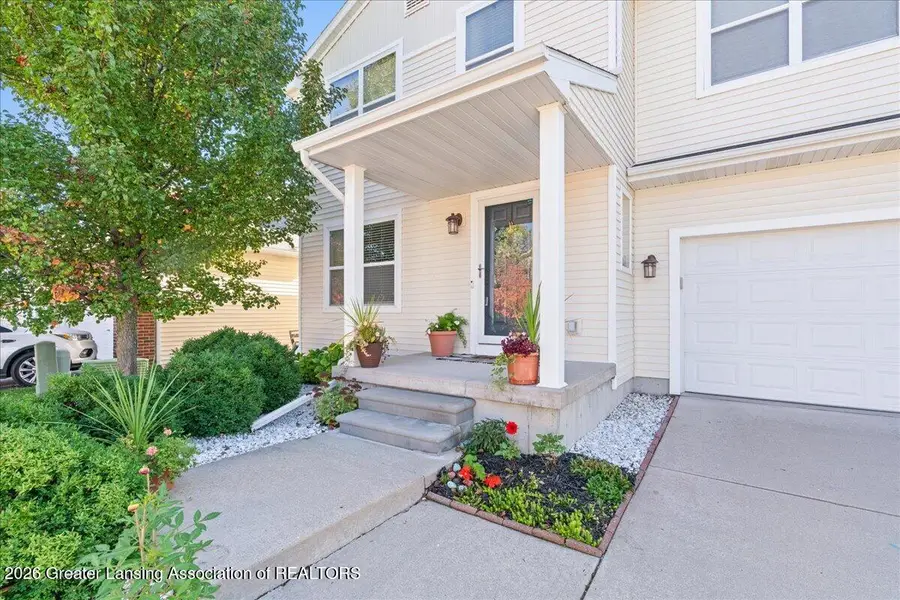 6822 Mulberry Lane, Grand Ledge, MI 48837 - #3