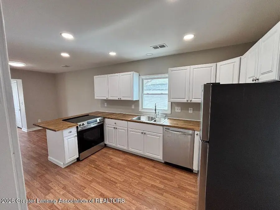 3716 Homewood Avenue, Lansing, MI 48910 - #2